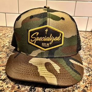 NWOT SPECIALIZED SNAPBACK TRUCKER CAP